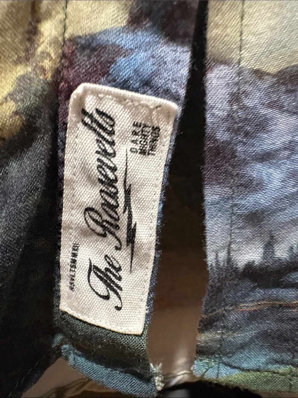 🎨 RSVLTS x Bob Ross Button Up Shirt – Medium 🎨 - Picture 9 of 10